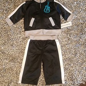 Boys Brand new with tags 3/6mos tracksuit